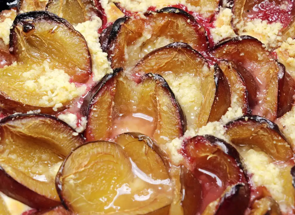 Plum Crumble
